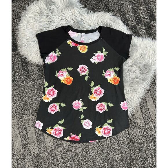 No Boundaries Juniors XXXL (21) Soft Knit Black Floral‎ T-Shirt - Picture 1 of 2